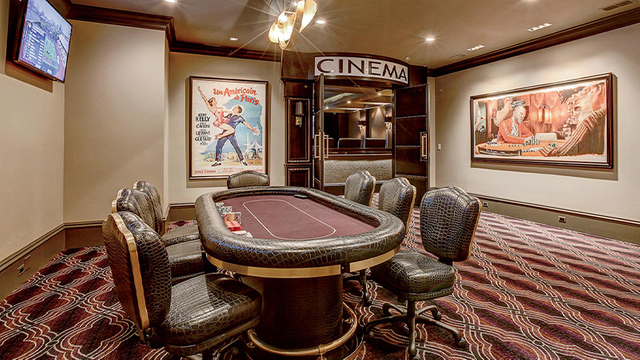 poker-room-or-poker-club1