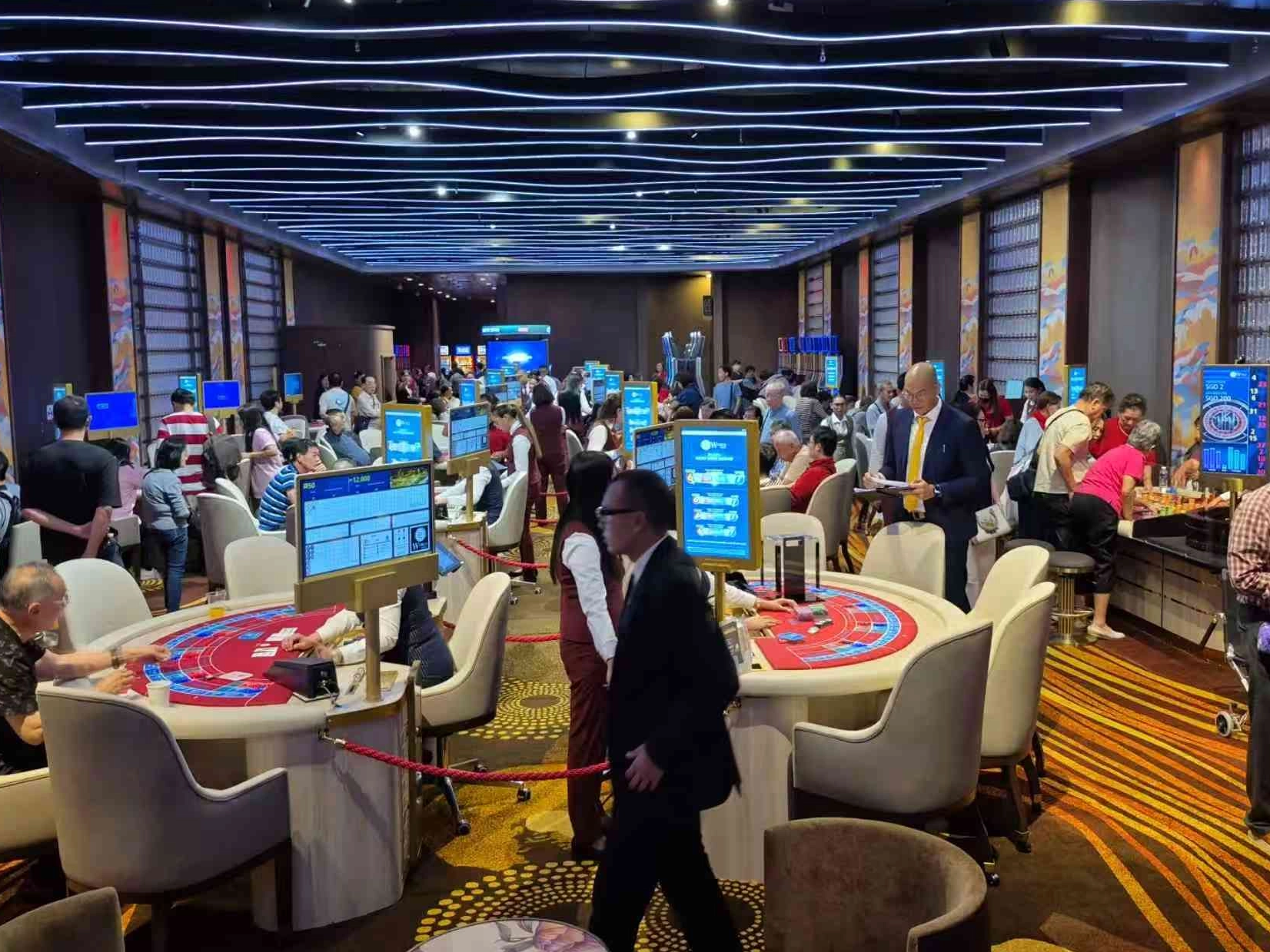cruise casino 1_1652_1239.png